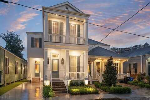 7104 COLISEUM Street, New Orleans, LA 70118