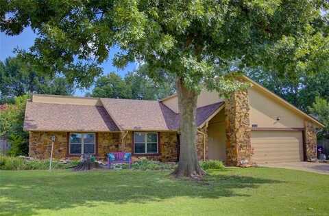 2528 W Commercial Street, Broken Arrow, OK 74012