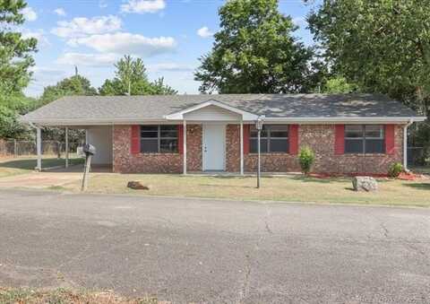 207 Thompson Avenue, Poteau, OK 74953