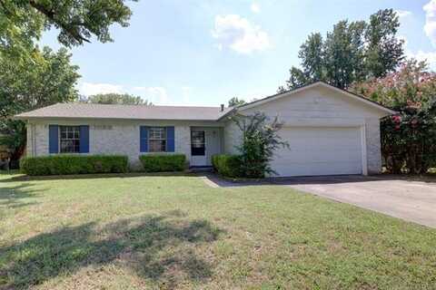 32 W Rachel Street, Bixby, OK 74008