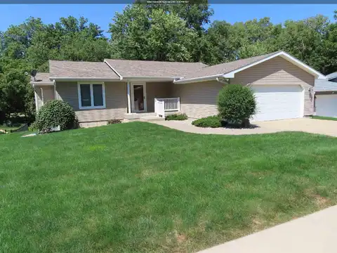 2711 S Royce, Sioux City, IA 51106