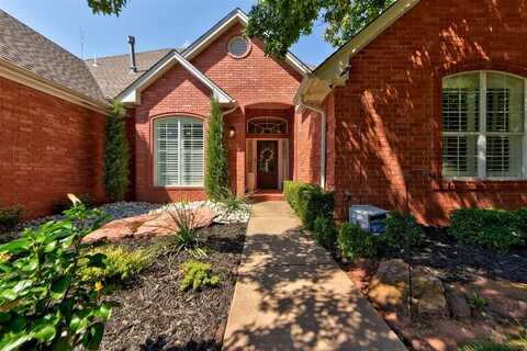 13501 Green Cedar Lane, Oklahoma City, OK 73131