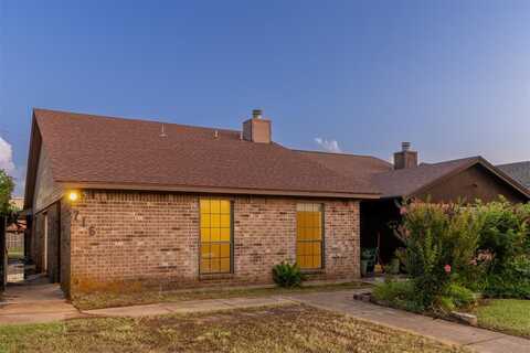 716 NW 137th Street, Edmond, OK 73013