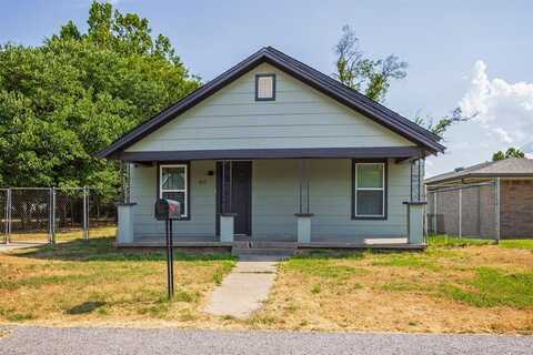 823 W 9th Street, Shawnee, OK 74801