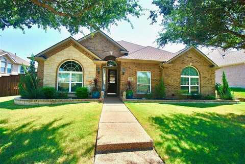 404 Rainier Street, DeSoto, TX 75115