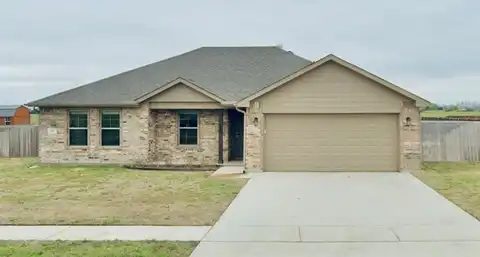 550 Crow Road, Whitesboro, TX 76273