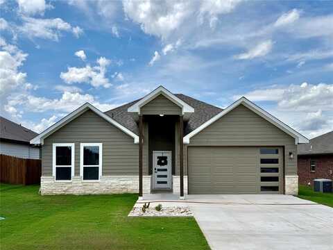 2302 Forest Hill Lane, Granbury, TX 76048