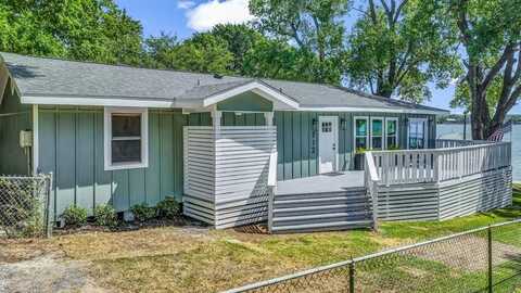 712 W Lake Drive, Weatherford, TX 76087
