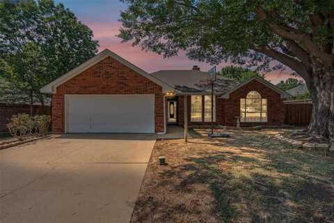 322 Kessler Drive, Euless, TX 76039