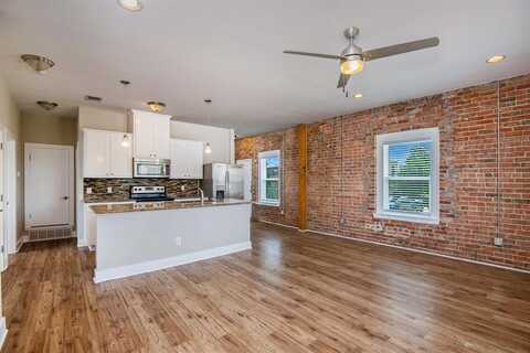 919 Alston Avenue, Fort Worth, TX 76104