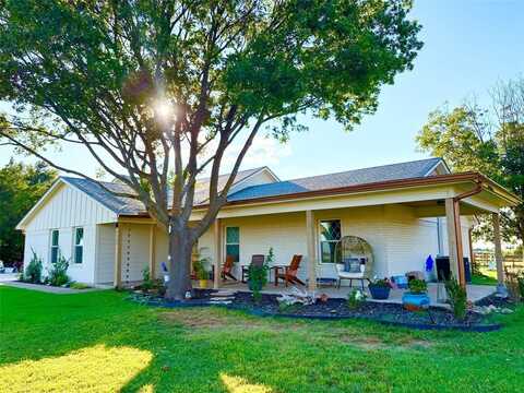 1132 Old Crawford Road, Crawford, TX 76638