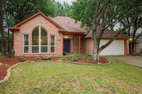 1717 Parkwood Drive, Grapevine, TX 76051