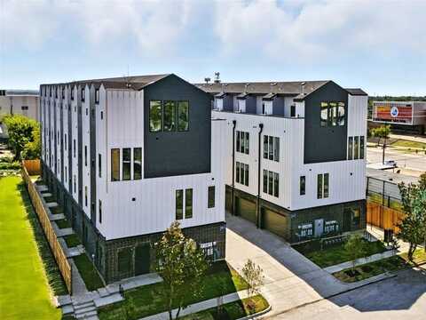 312 N Lancaster Avenue, Dallas, TX 75203