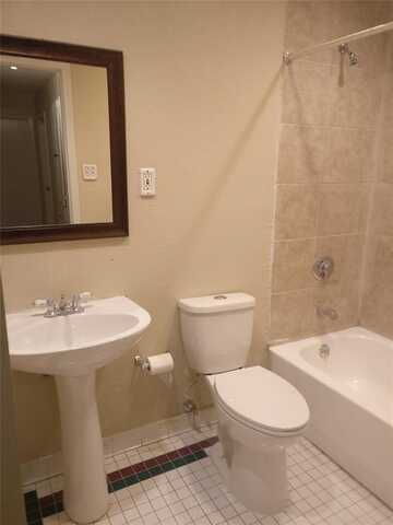 650 Northside Avenue, Lewisville, TX 75057