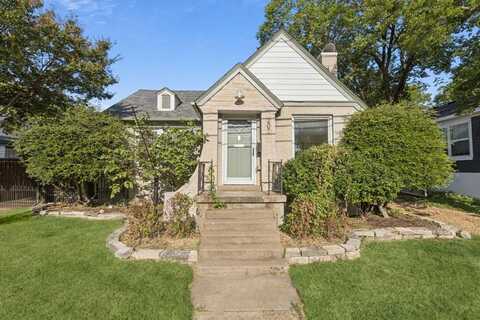 207 N Hampton Road, Dallas, TX 75208