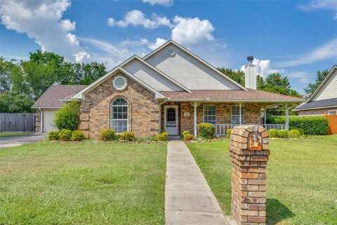 703 Mockingbird Street, Bonham, TX 75418