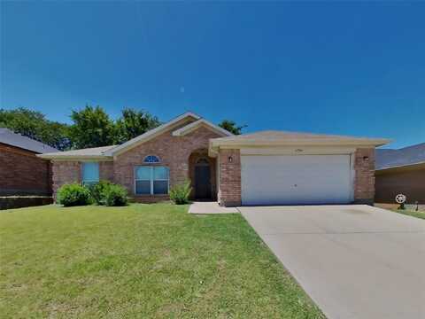 6006 Kelleemac Court, Arlington, TX 76018