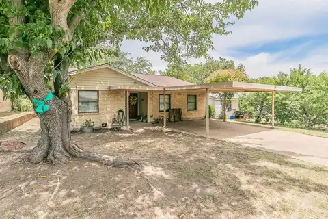 820 lake view Ridge, White Settlement, TX 76108