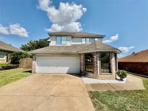 421 Birchwood Lane, Fort Worth, TX 76108