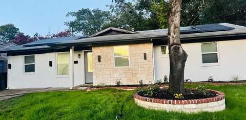 1720 Meadows Drive, Plano, TX 75074
