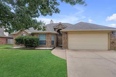 521 Acorn Court, Saginaw, TX 76179