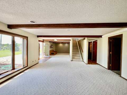 12 Oakridge Rd, Superior, NE 68978