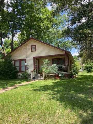 202 Kickapoo St, Jacksonville, TX 75766