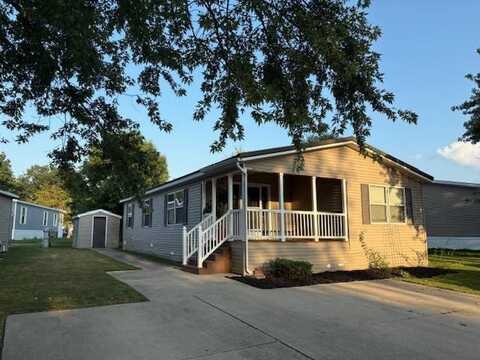 25168 Au Lac Dr N, Chesterfield, MI 48051