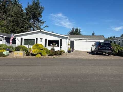 5697 NE Windmill Dr, Newport, OR 97365