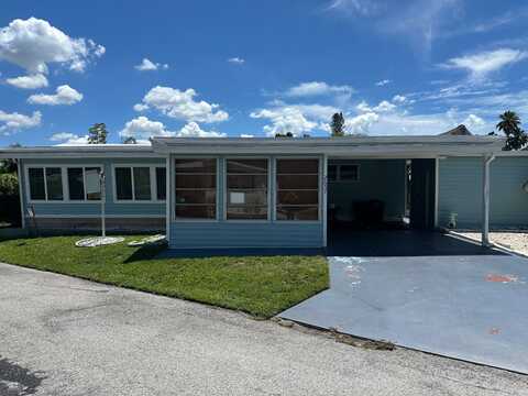 2657 Marco Polo Dr, Clearwater, FL 33764