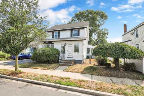 38 Chester Ct, Oceanside, NY 11572