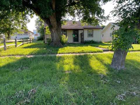 405 Canenburg, Bassett, NE 68714