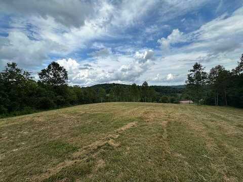 582 KY 32, Sandy Hook, KY 41171