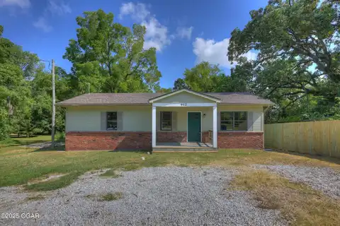 612 Baxter Street, Neosho, MO 64850
