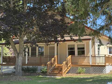 854 McFarland Dr, Sequim, WA 98382