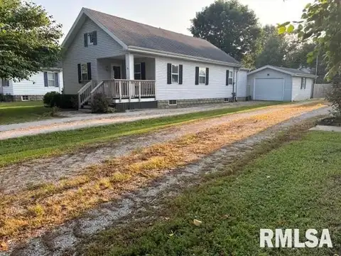628 UNIVERSITY Street, Carlinville, IL 62626