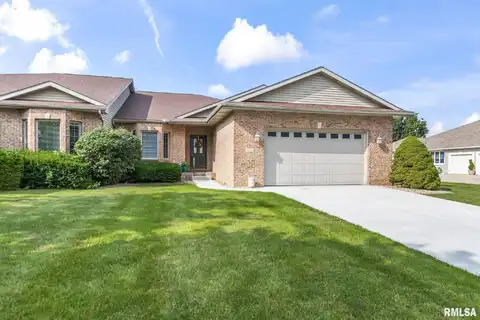 4909 Eagle Crest Court, Springfield, IL 62711
