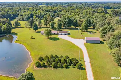16807 Kendall Road, Mount Vernon, IL 62864