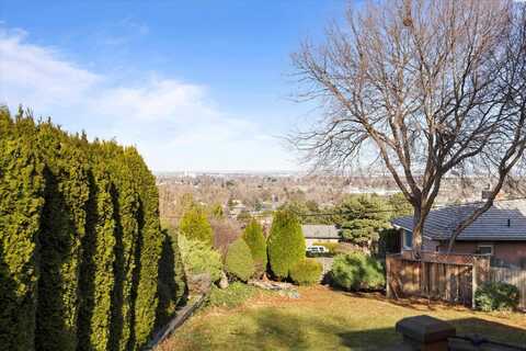 2319 S Garfield, Kennewick, WA 99337