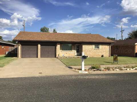 2116 Lynn St, Pampa, TX 79065