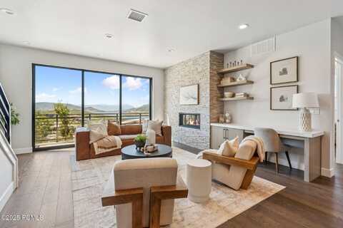881 E Grizzly Way, Hideout, UT 84036