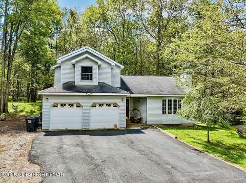 106 Black Bear Lane, Tobyhanna, PA 18466