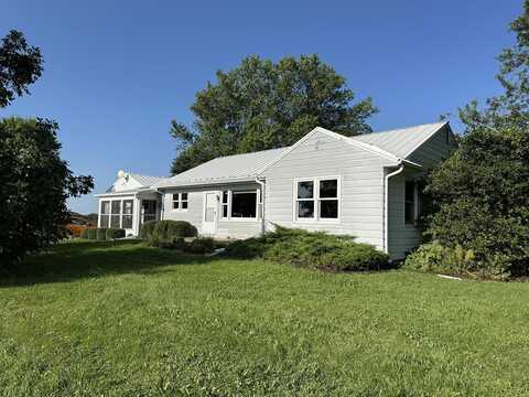 16030 Loran, MOUNT CARROLL, IL 61053