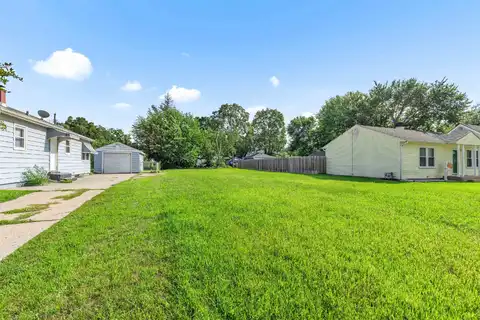 2916 Custer, ROCKFORD, IL 61101