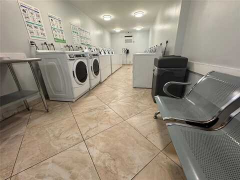 4222 Inverrary Blvd, Lauderhill, FL 33319