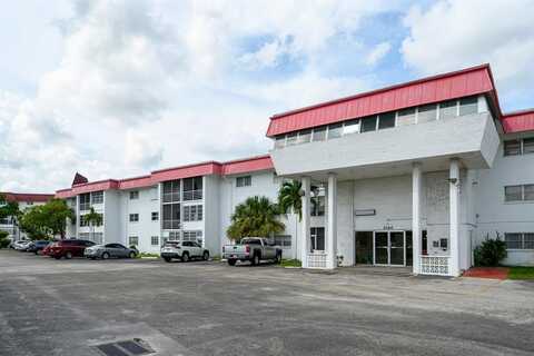 2060 NW 48th Ter, Lauderhill, FL 33313