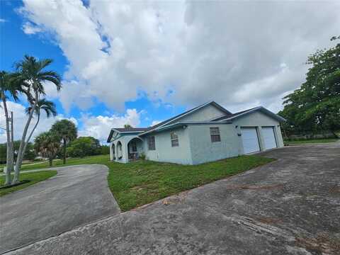 2621 NW 13TH ST, Pompano Beach, FL 33069