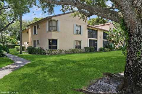 3901 Cocoplum Cir, Coconut Creek, FL 33063