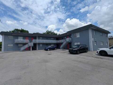 5831 SW 36th Ct, Davie, FL 33314