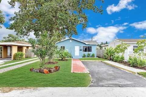 2908 Van Buren St, Hollywood, FL 33020